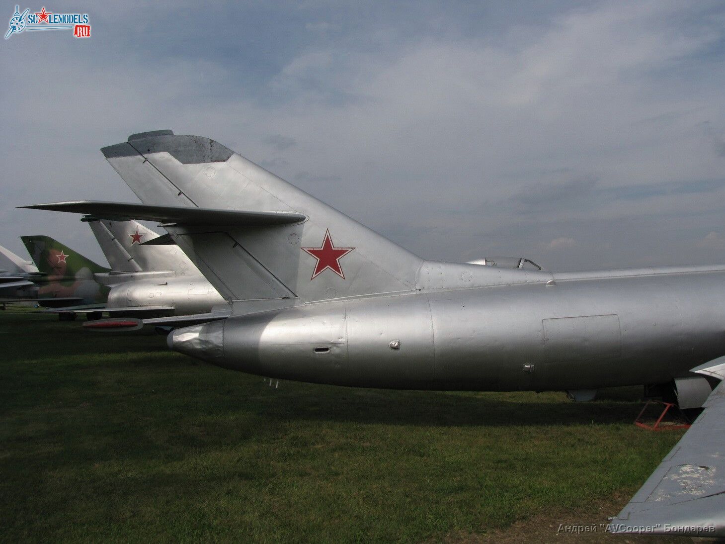 Yak-25-11
