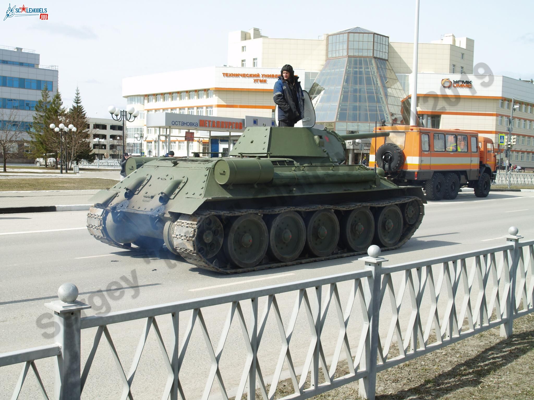 Retro_parade_Yekaterinburg_2019_114.jpg