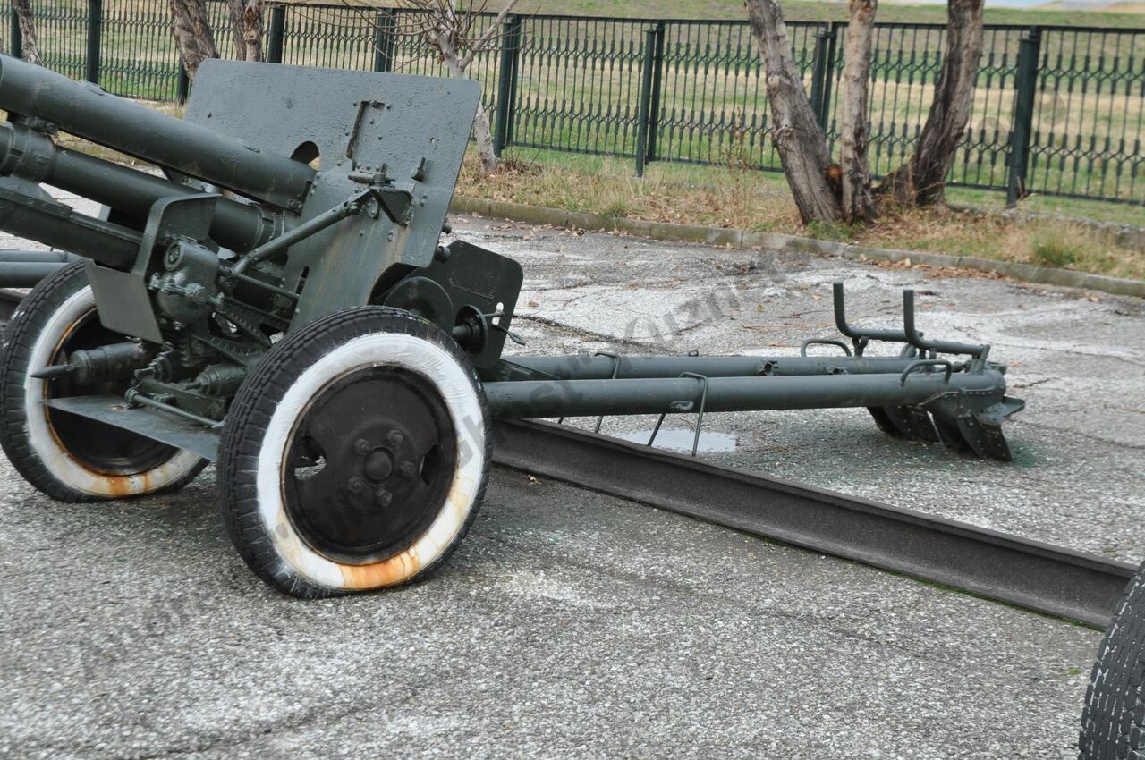 76-mm_ZiS-3_37.jpg