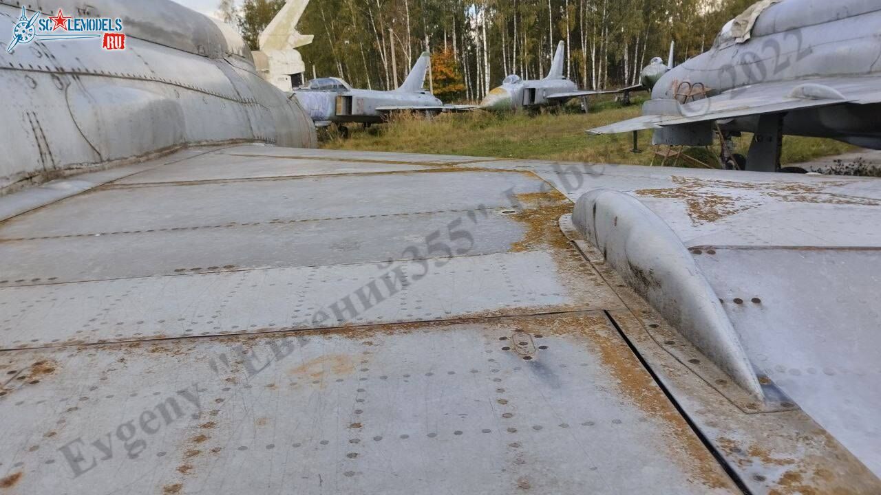 MiG-21PF_98_140.jpg