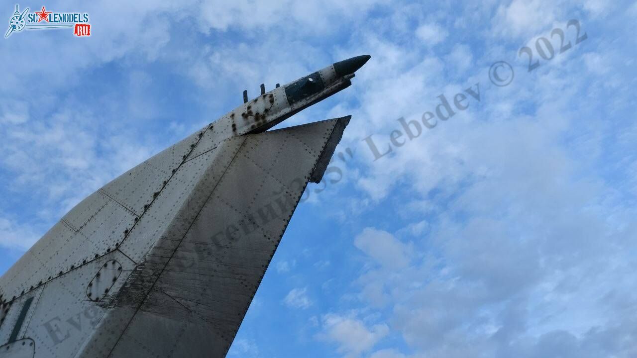 MiG-21PF_98_28.jpg