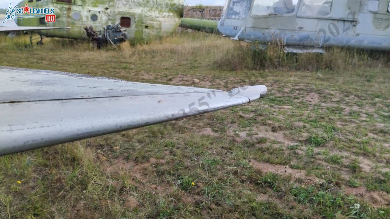 MiG-21PF_98_90.jpg