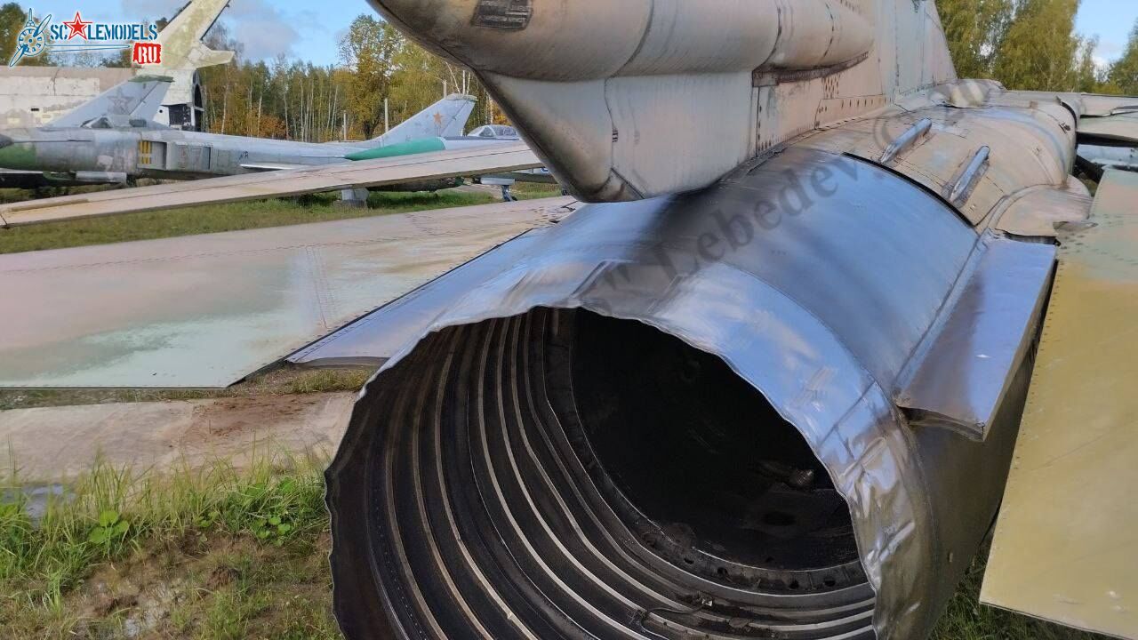 MiG-23B_321_75.jpg