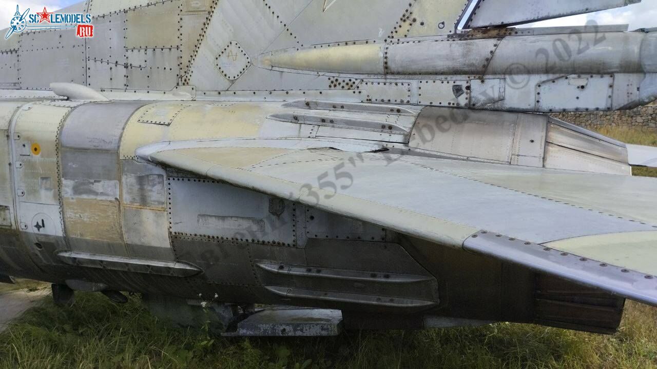 MiG-23M_21_12.jpg