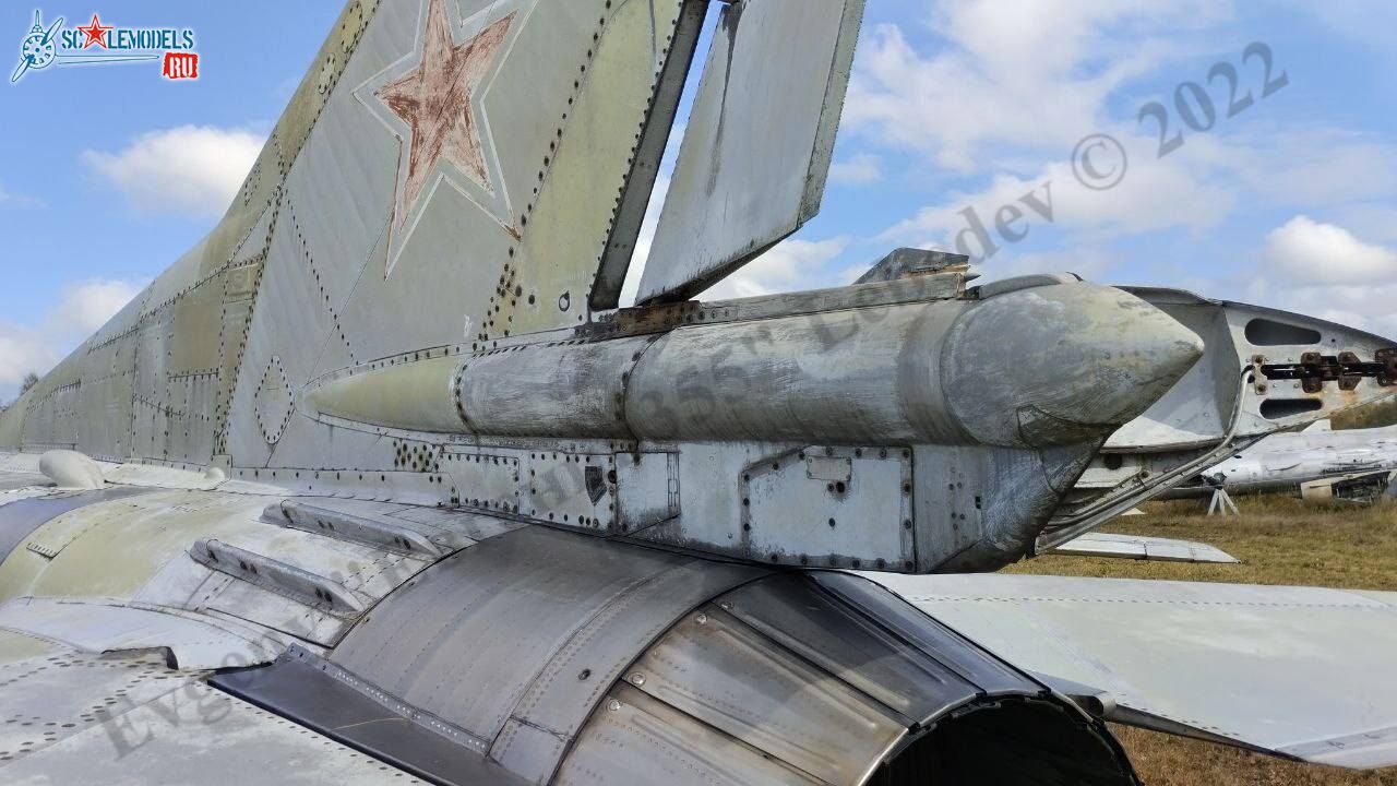 MiG-23M_21_3.jpg