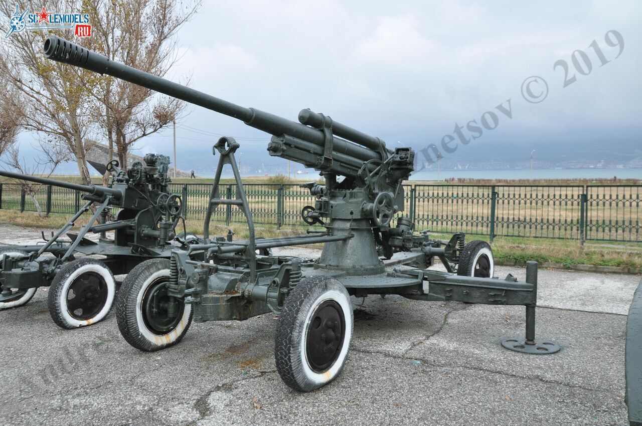 85-mm_AA-gun_52-K_0.jpg