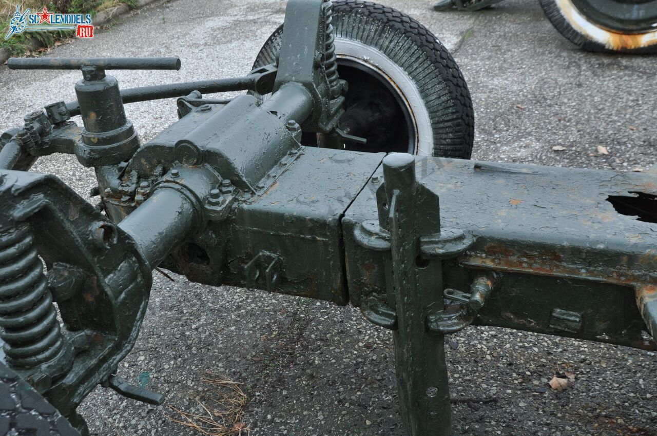 85-mm_AA-gun_52-K_123.jpg