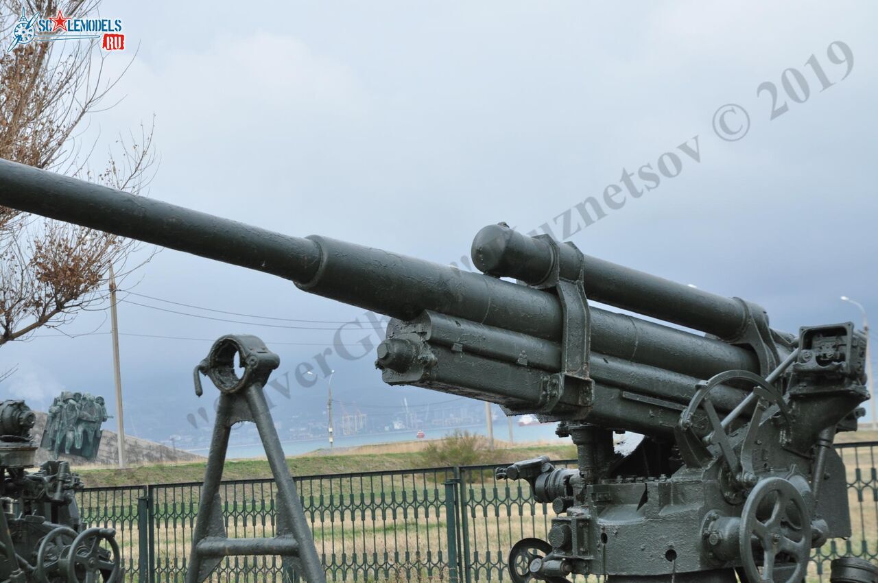 85-mm_AA-gun_52-K_132.jpg