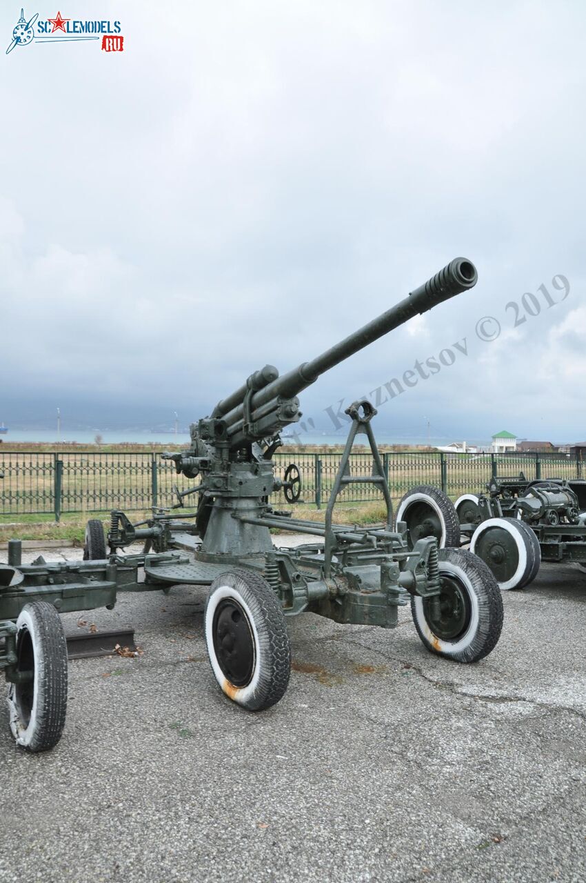 85-mm_AA-gun_52-K_150.jpg