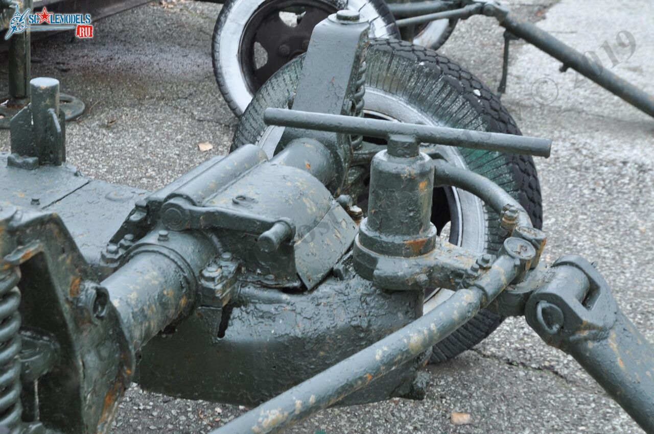 85-mm_AA-gun_52-K_3.jpg