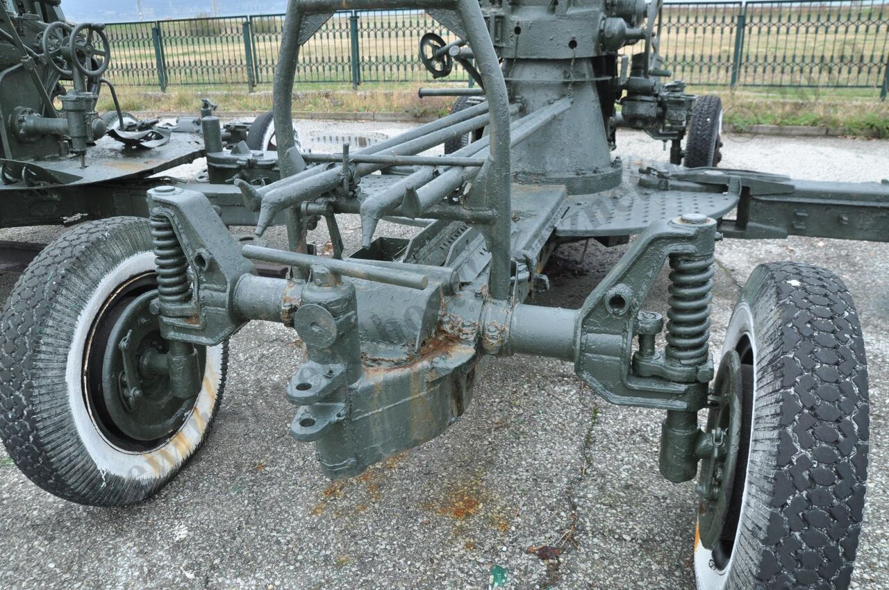 85-mm_AA-gun_52-K_55.jpg