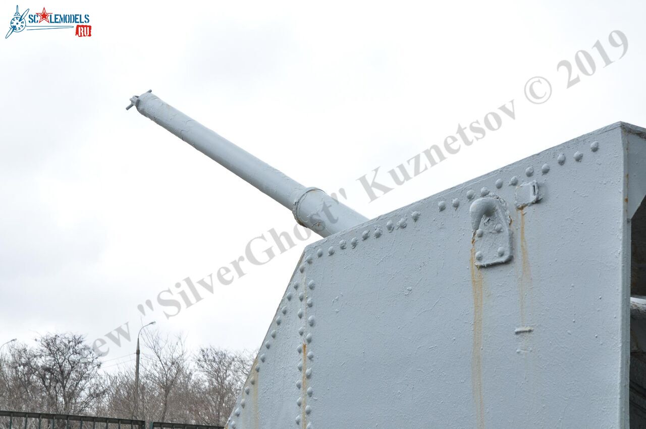 85-mm_AA-gun_90-K_79.jpg