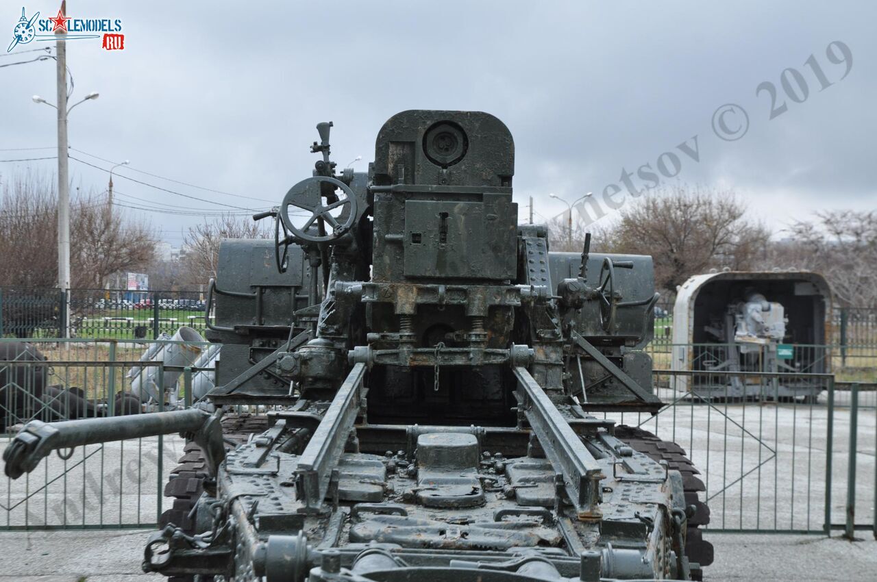 152-mm_gun_BR-1_149.jpg