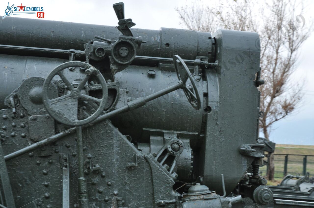 152-mm_gun_BR-1_18.jpg