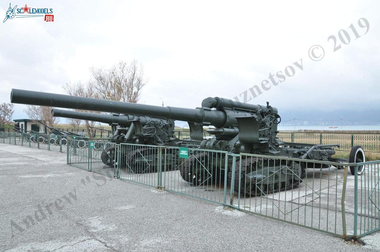 152-mm_gun_BR-1_53.jpg