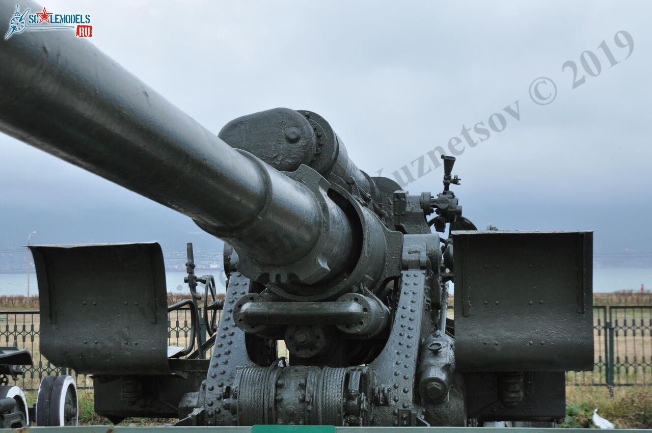 152-mm_gun_BR-1_57.jpg
