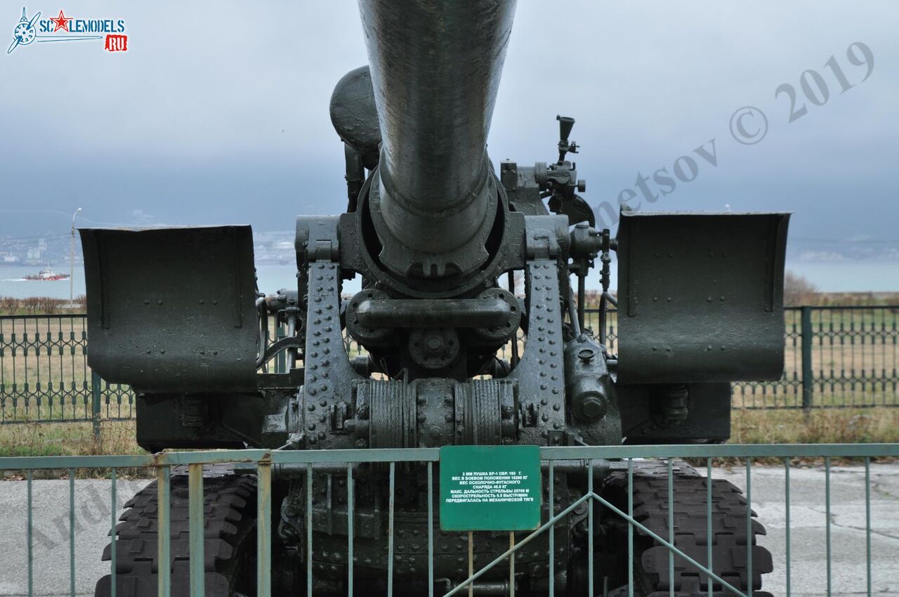 152-mm_gun_BR-1_61.jpg