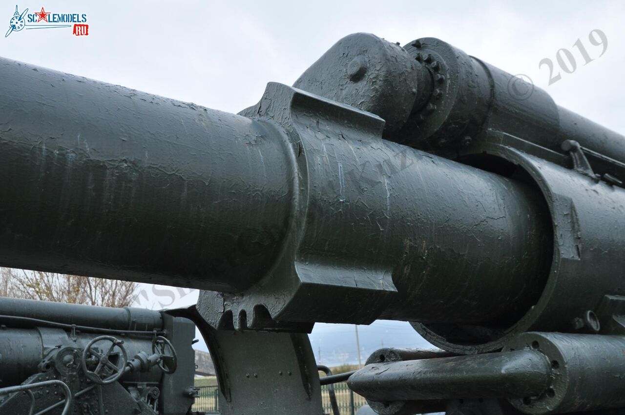 152-mm_gun_BR-1_76.jpg