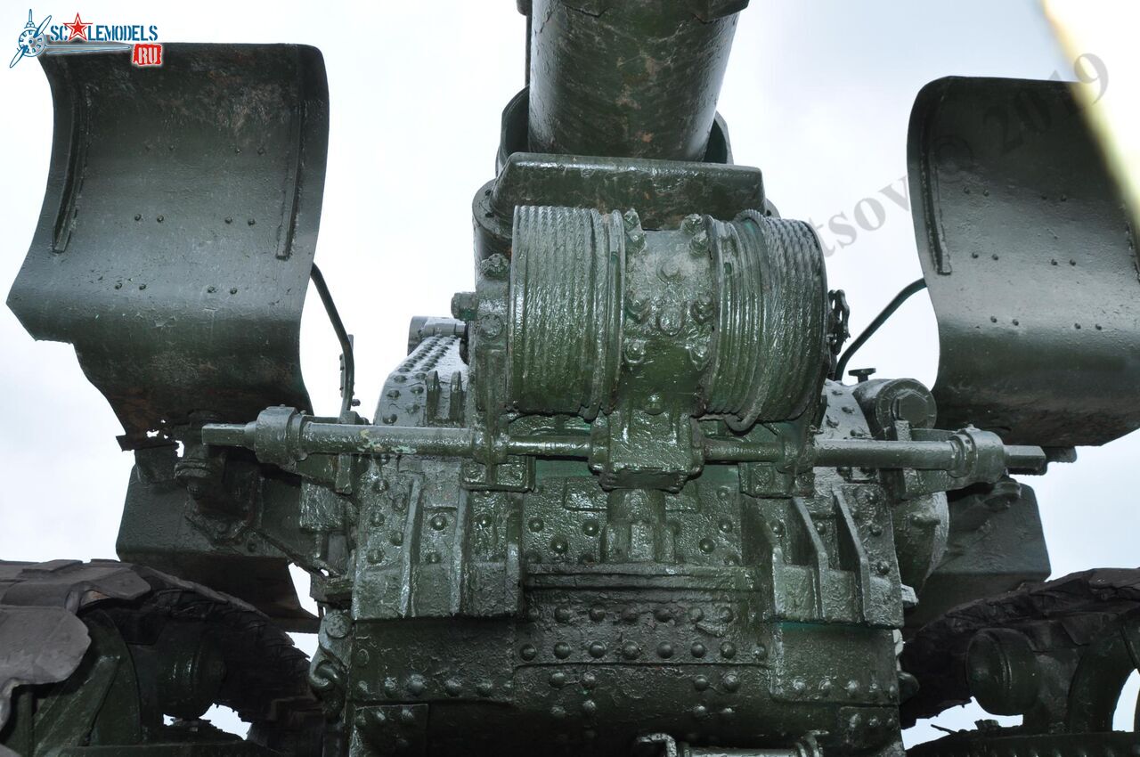 152-mm_gun_BR-1_82.jpg