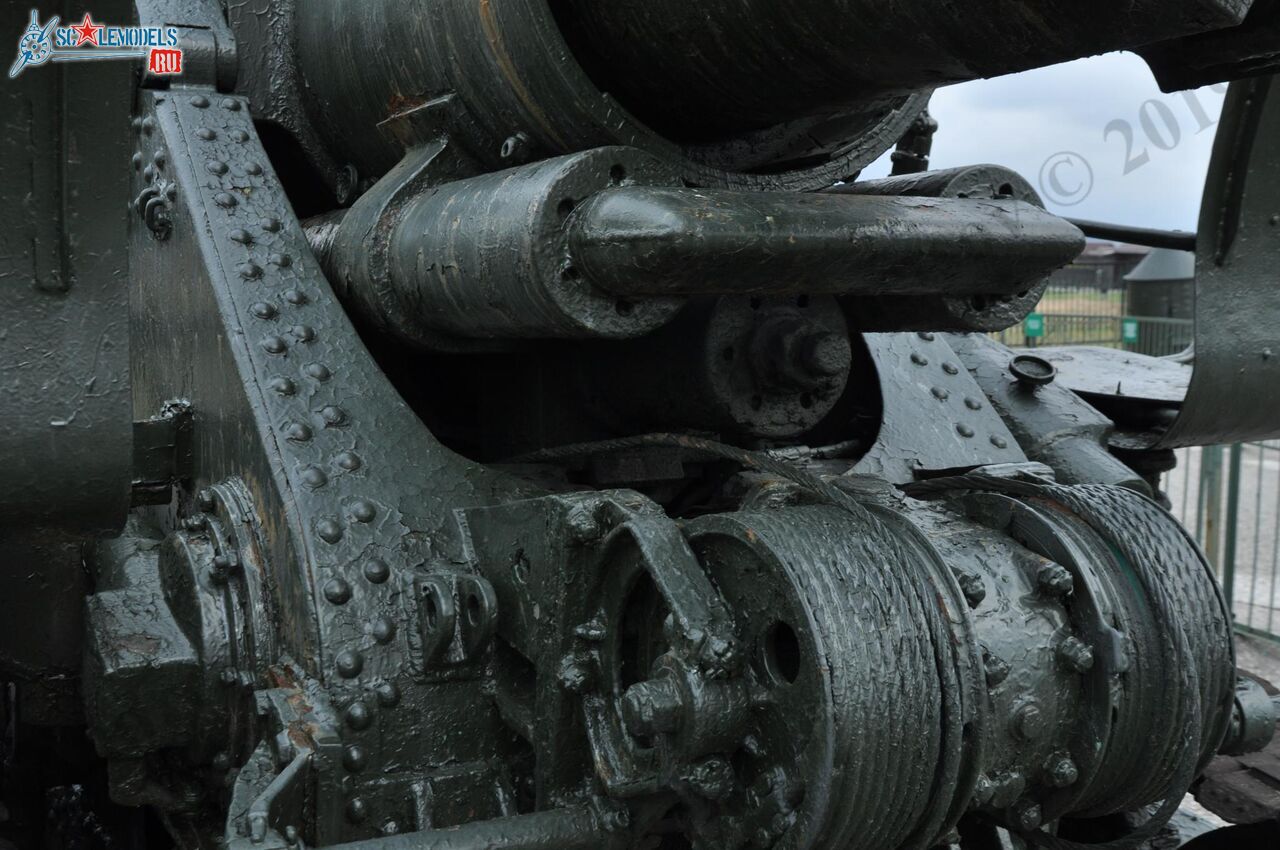 152-mm_gun_BR-1_93.jpg