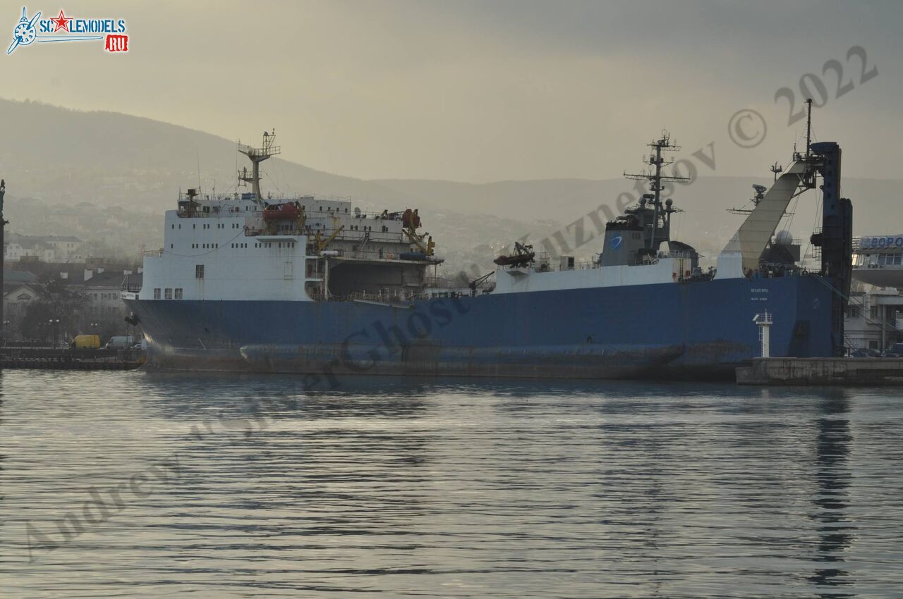 Sevastopol_ferry_106.jpg