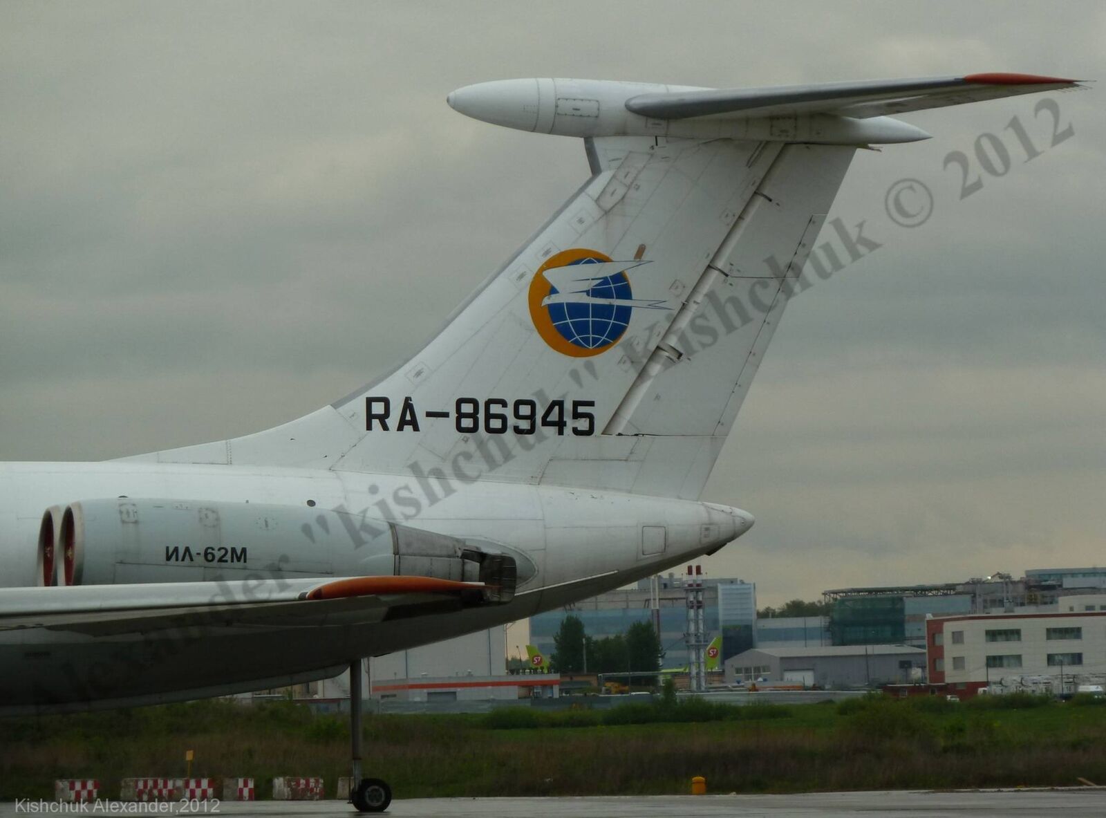 Il-62MGr_RA-86945_69.jpg