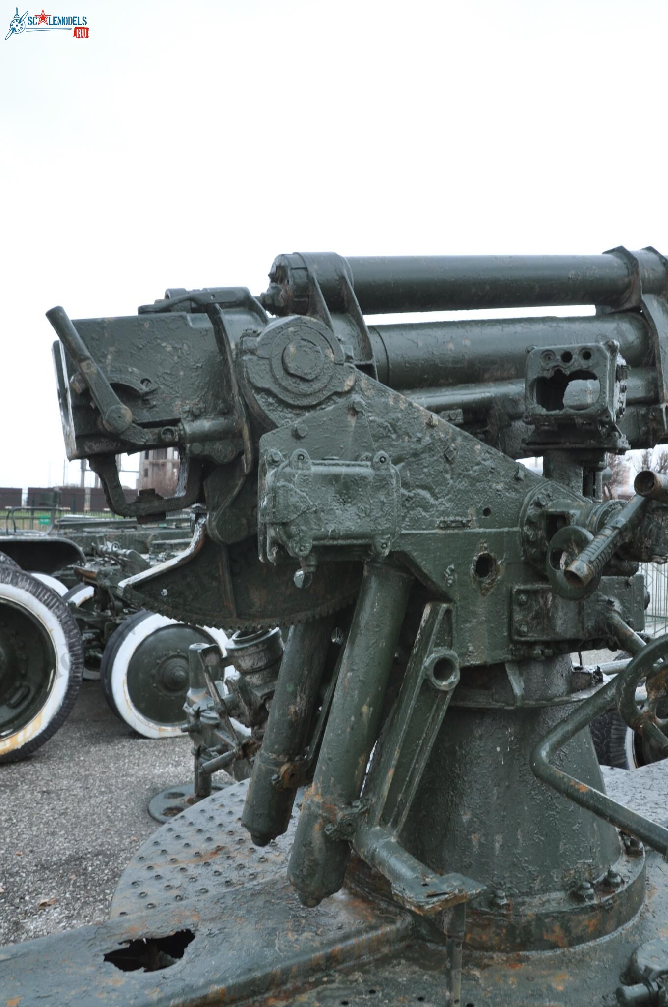 85-mm_AA-gun_52-K_117.jpg