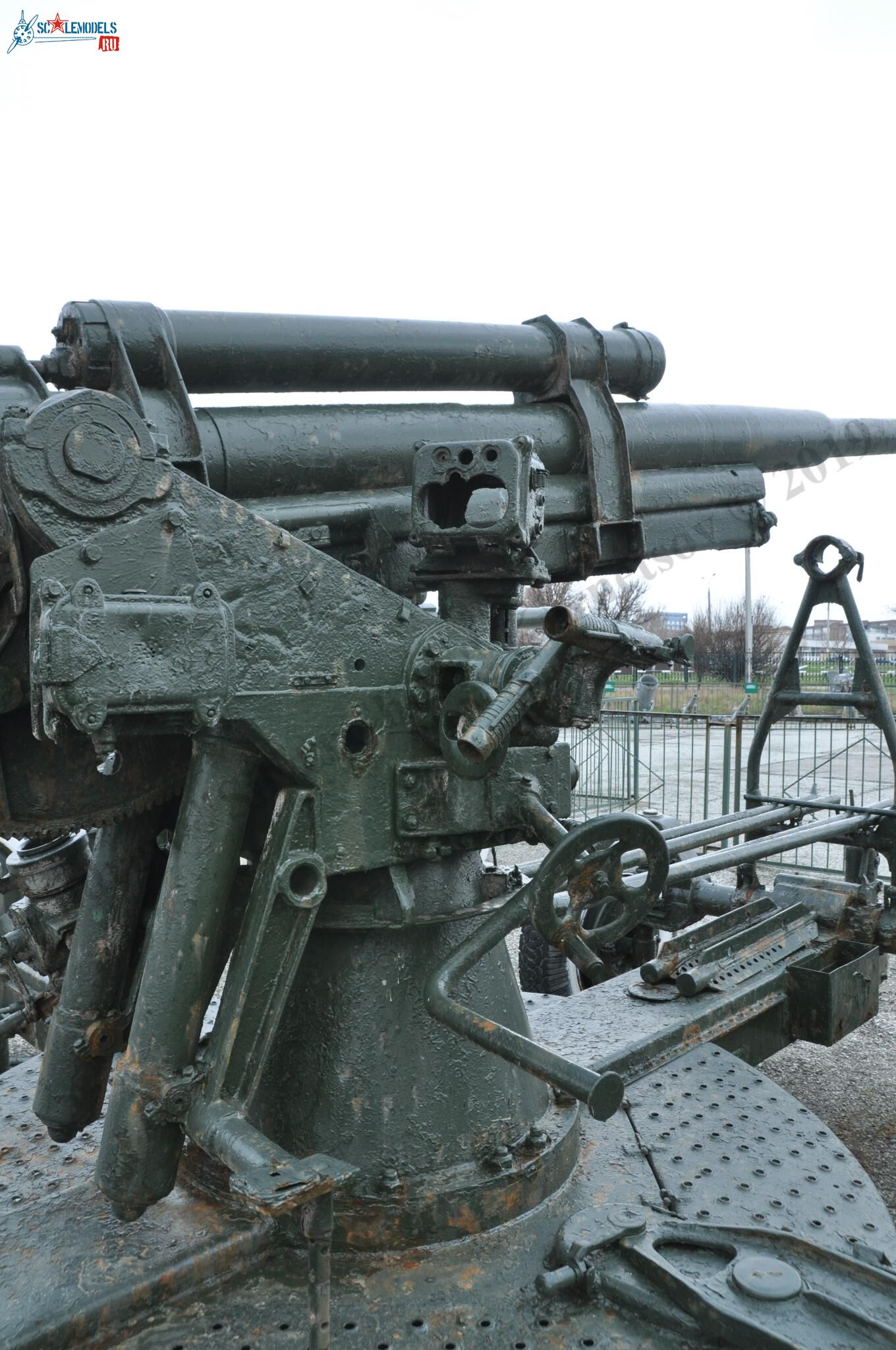 85-mm_AA-gun_52-K_118.jpg