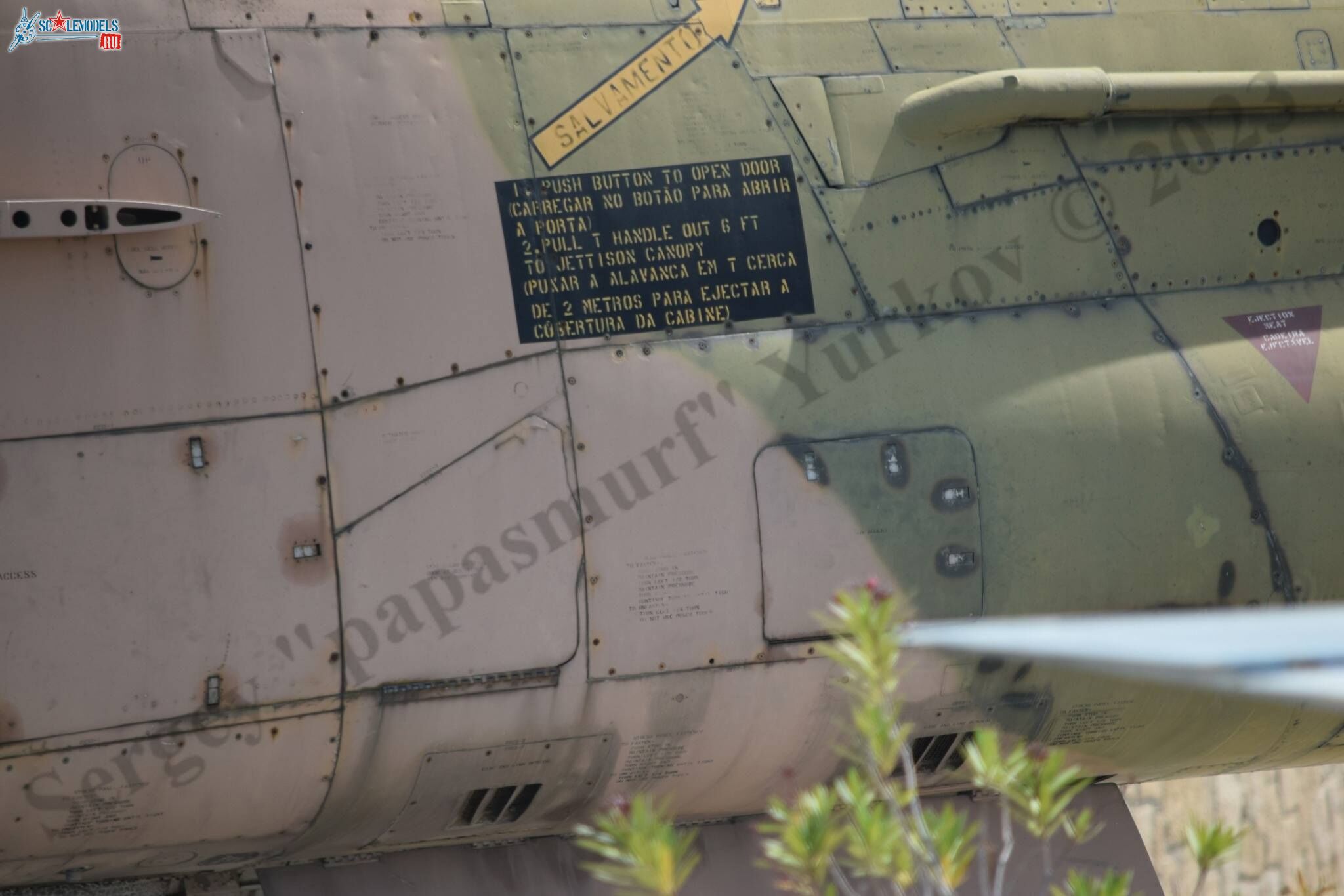 A-7P_82.jpg