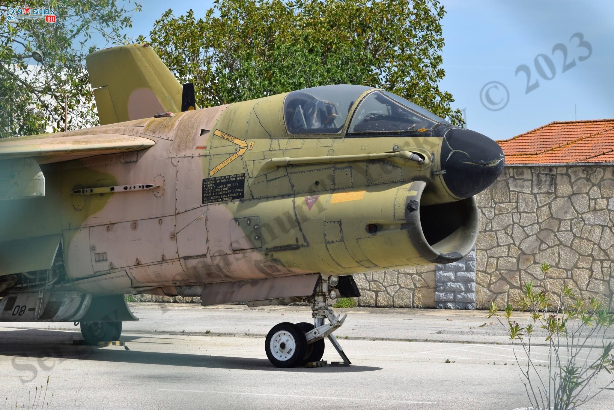 A-7P_104.jpg