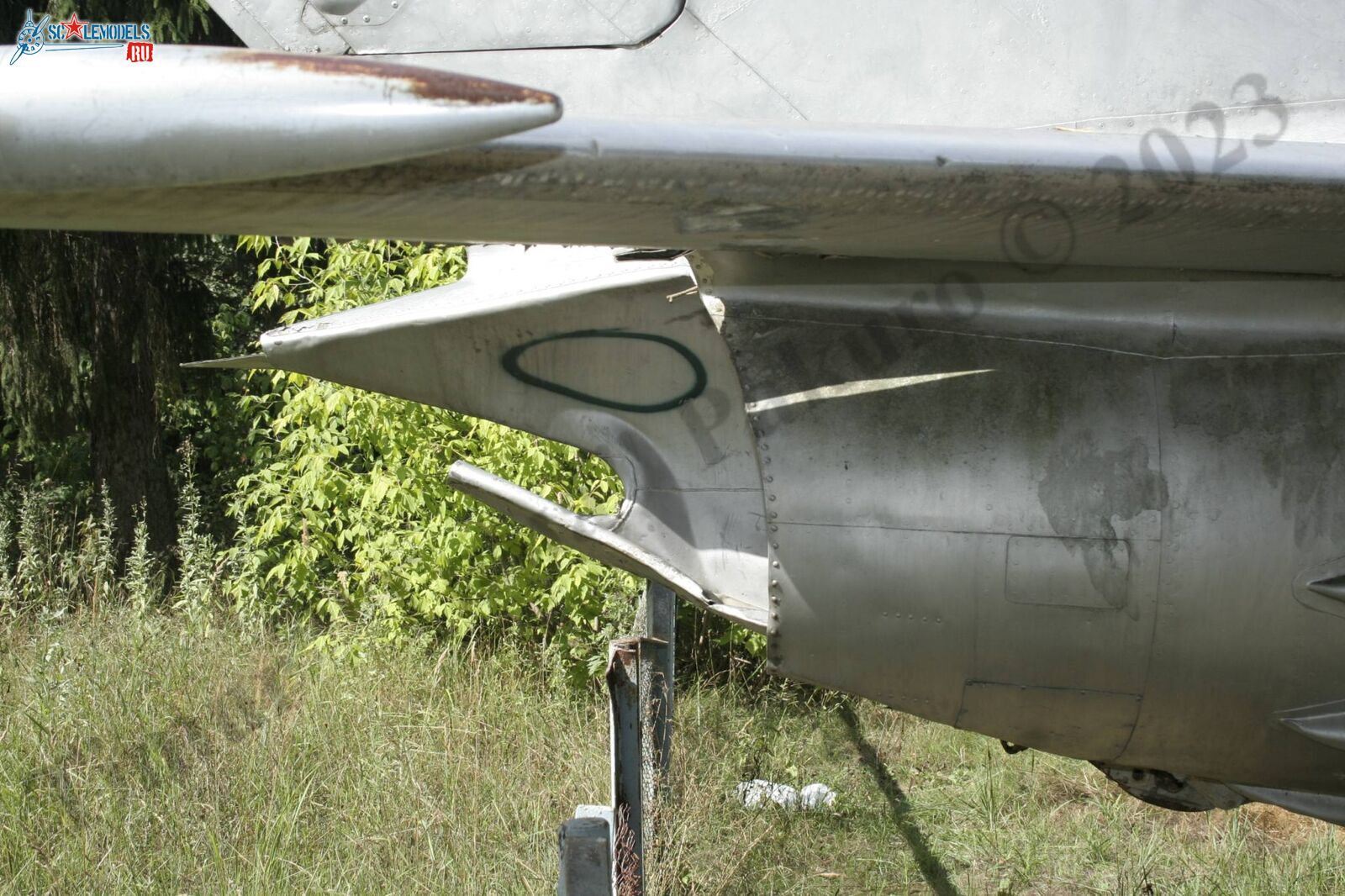 MiG-19P_Kubinca_37.jpg