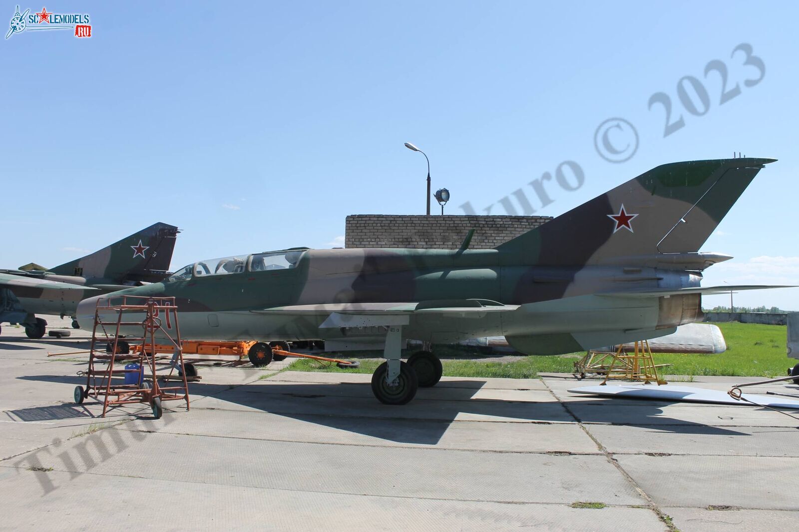 MiG-21UM_Patriot_25.jpg