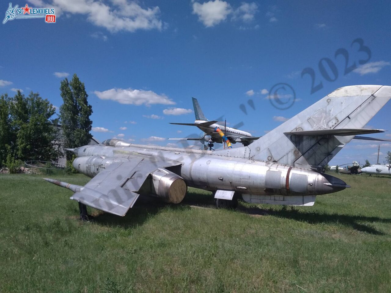 Yak-28I_Lugansk_1.jpg