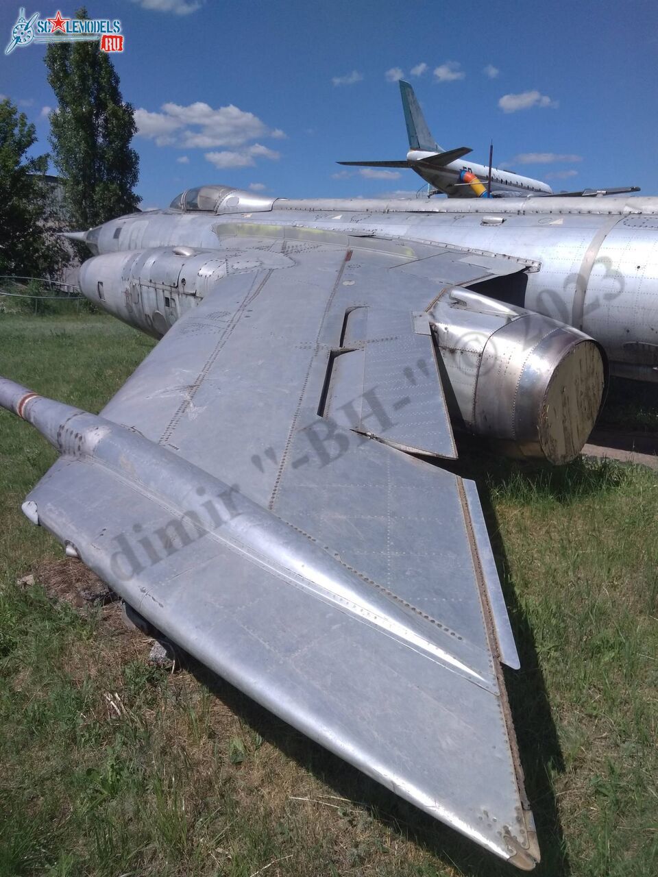 Yak-28I_Lugansk_33.jpg