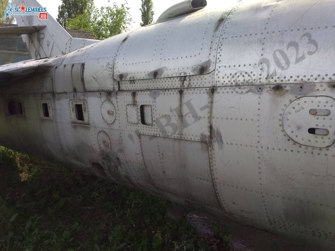 Yak-28I_Lugansk_75.jpg