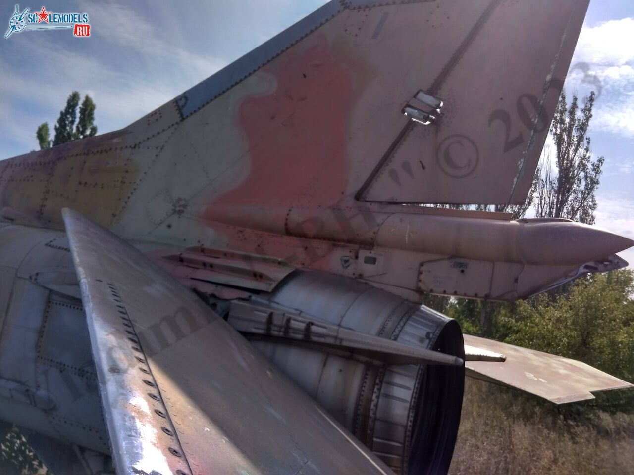 MiG-27D_Lugansk_13.jpg