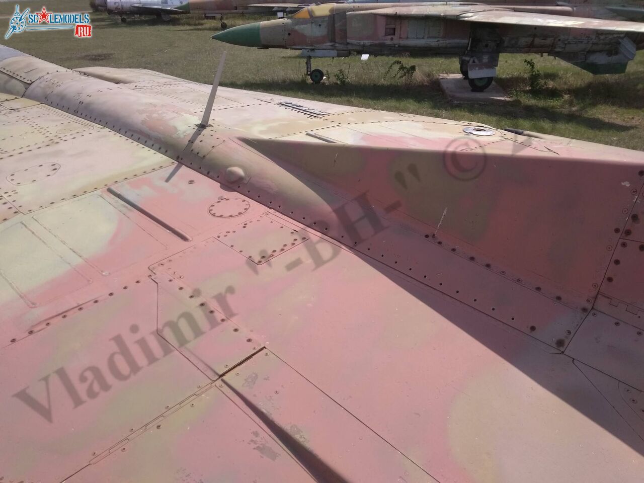MiG-27D_Lugansk_47.jpg