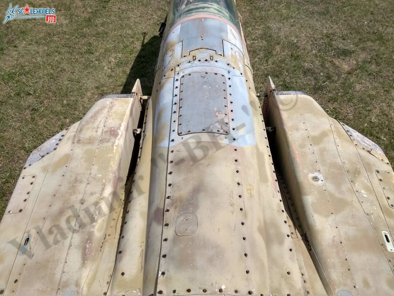 MiG-27D_Lugansk_52.jpg