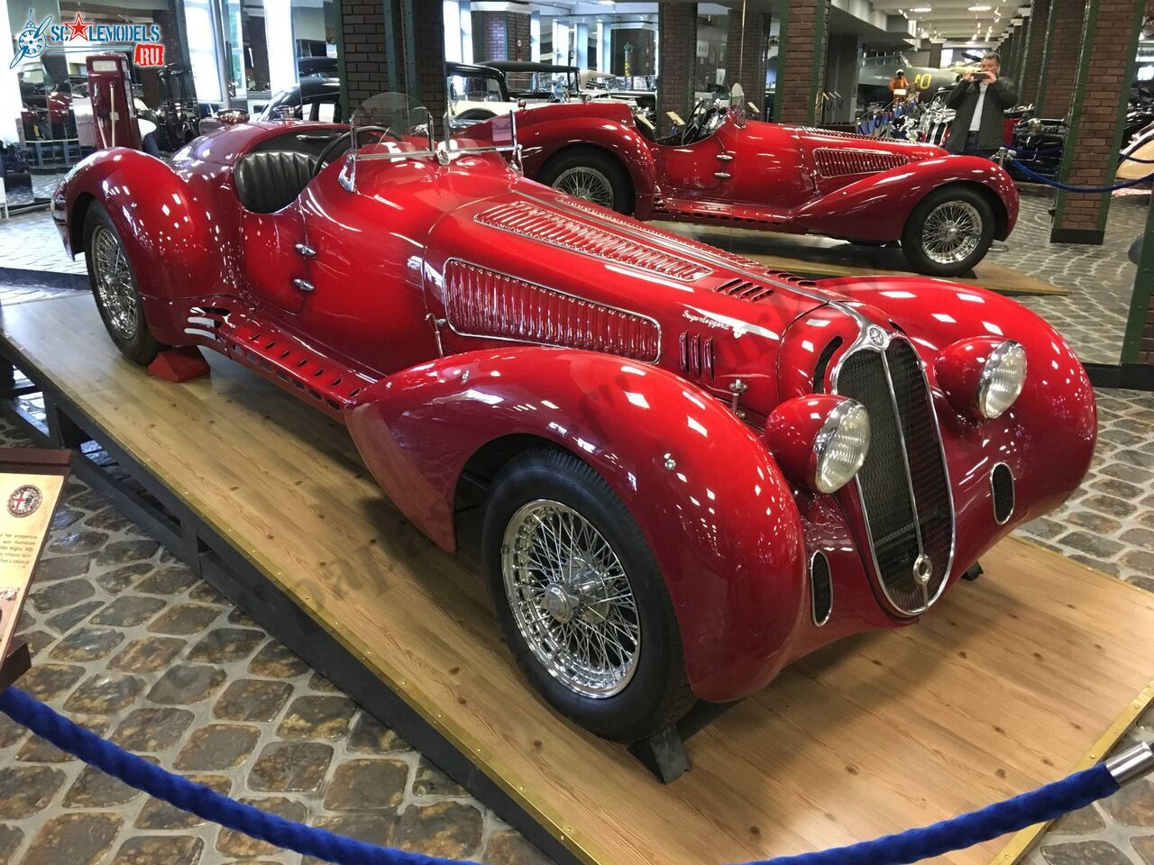 Alfa-Romeo_8C_2900B_0.jpg