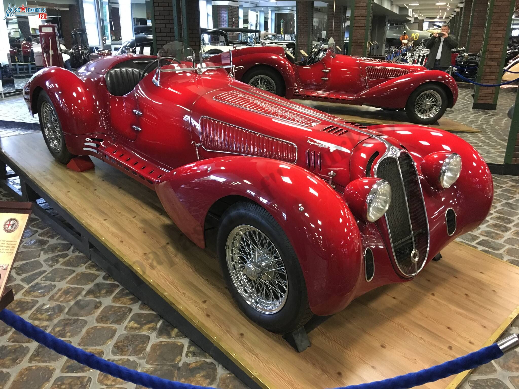 Alfa-Romeo_8C_2900B_0.jpg