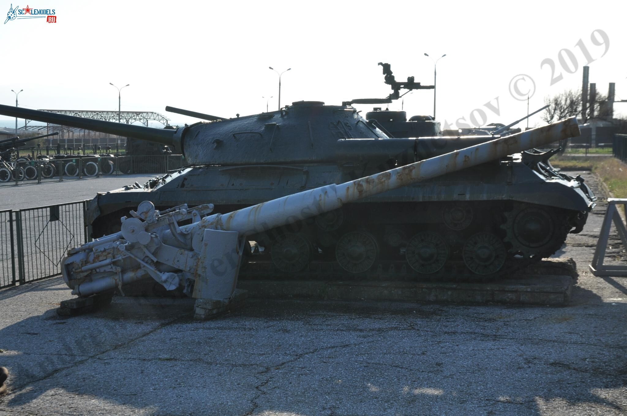 102-mm_naval_gun_63.jpg