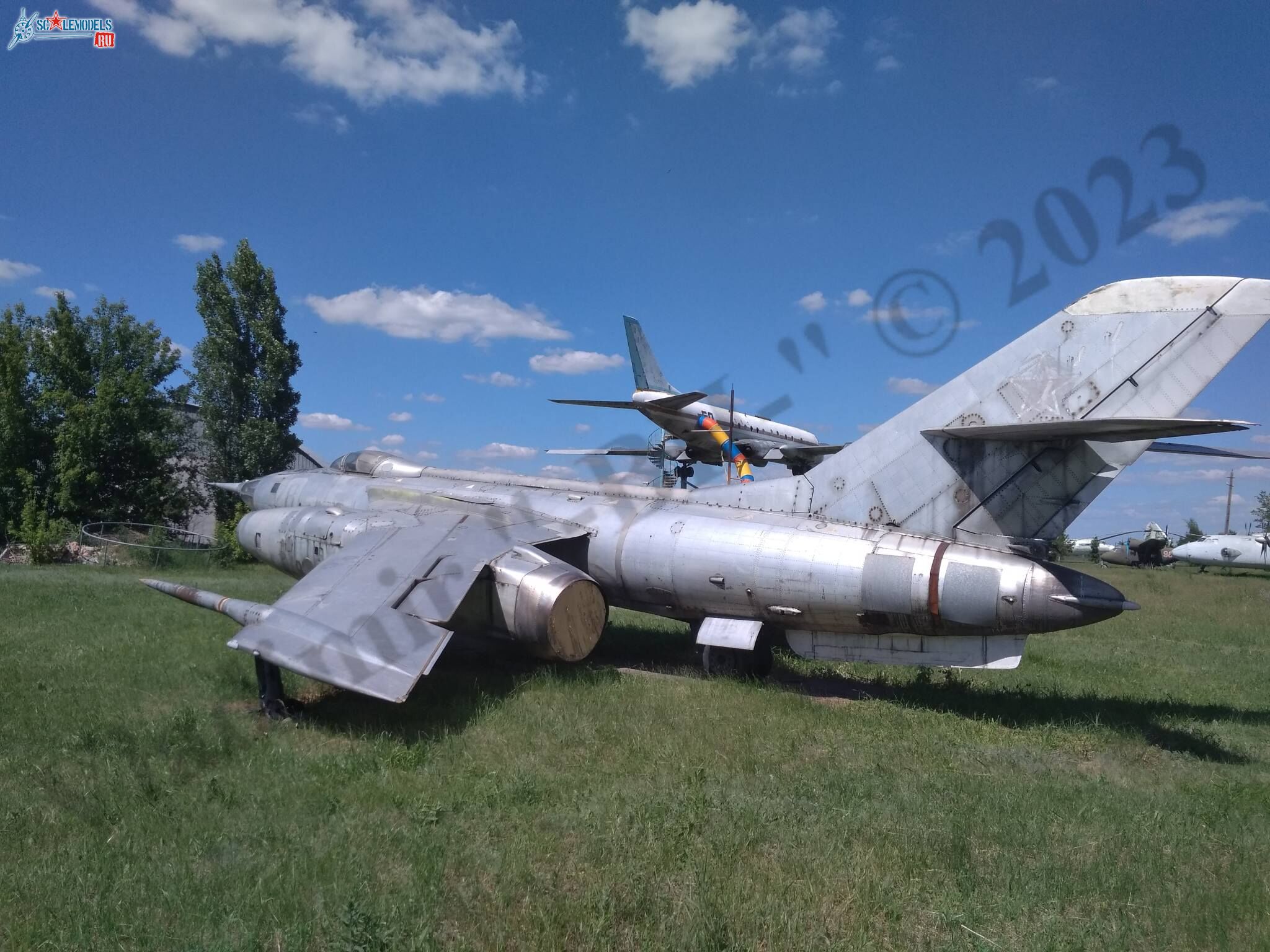 Yak-28I_Lugansk_1.jpg