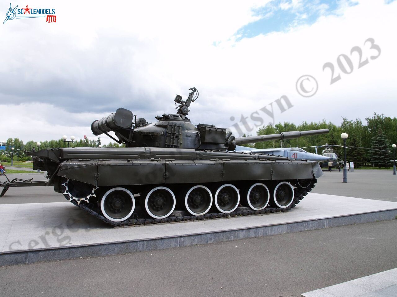 T-80_12.jpg