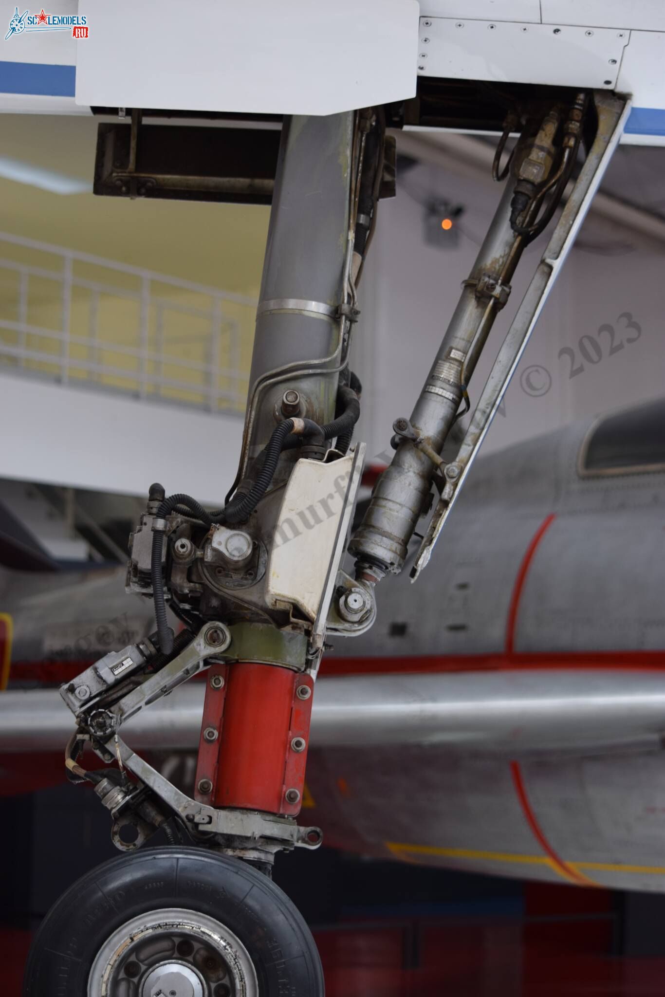 Mirage_2000A_63.jpg