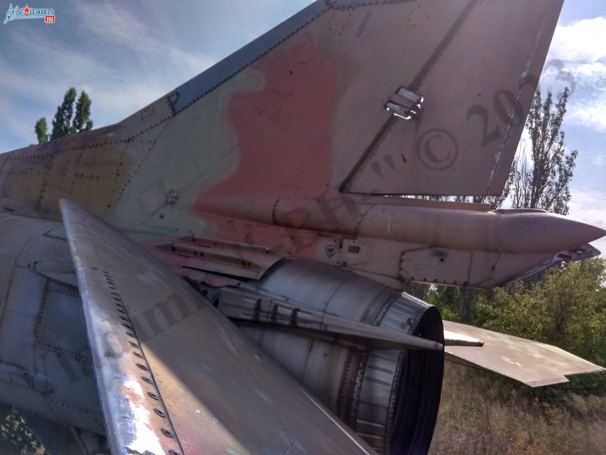 MiG-27D_Lugansk_13.jpg