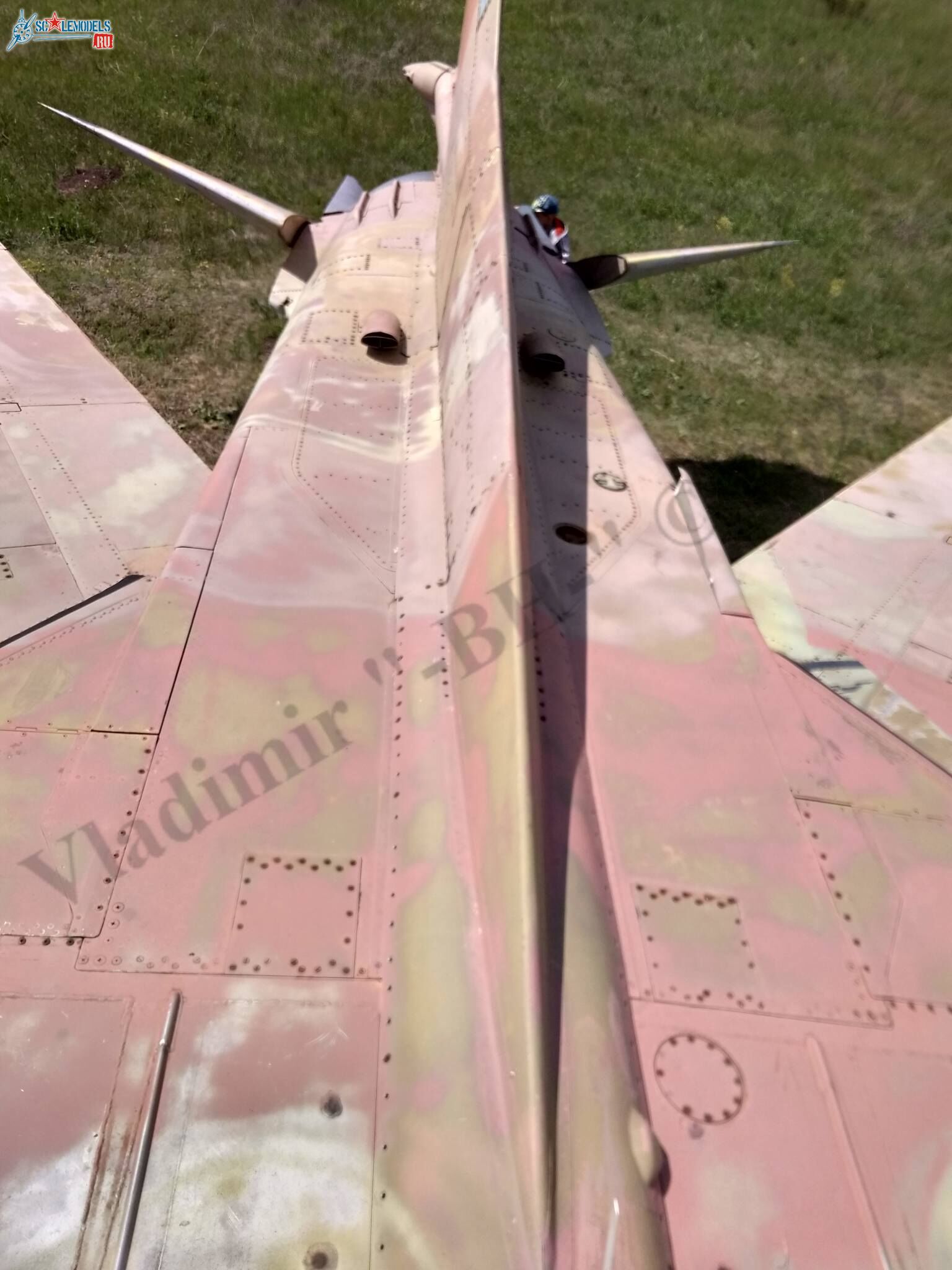 MiG-27D_Lugansk_58.jpg