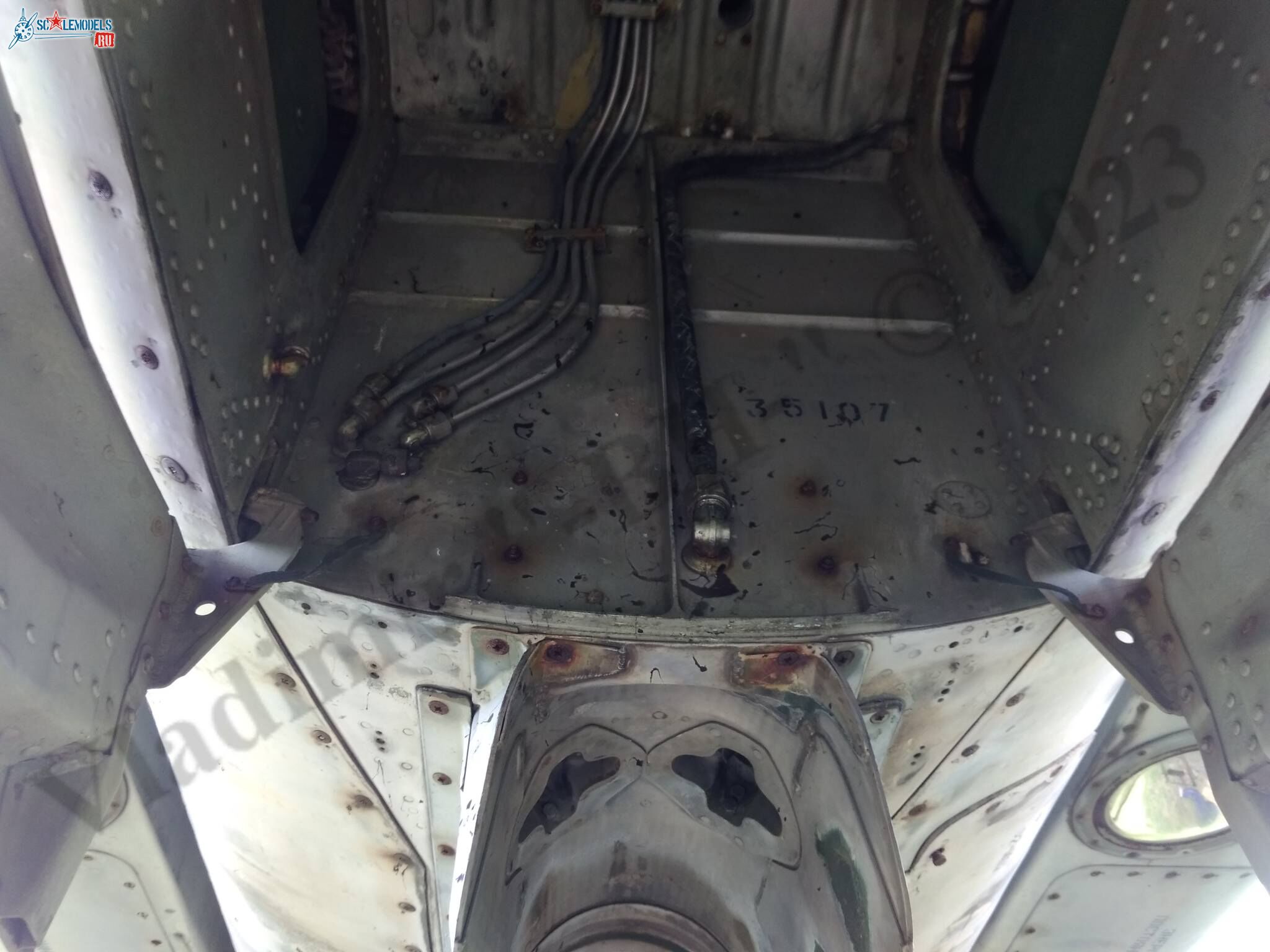 MiG-27D_Lugansk_86.jpg