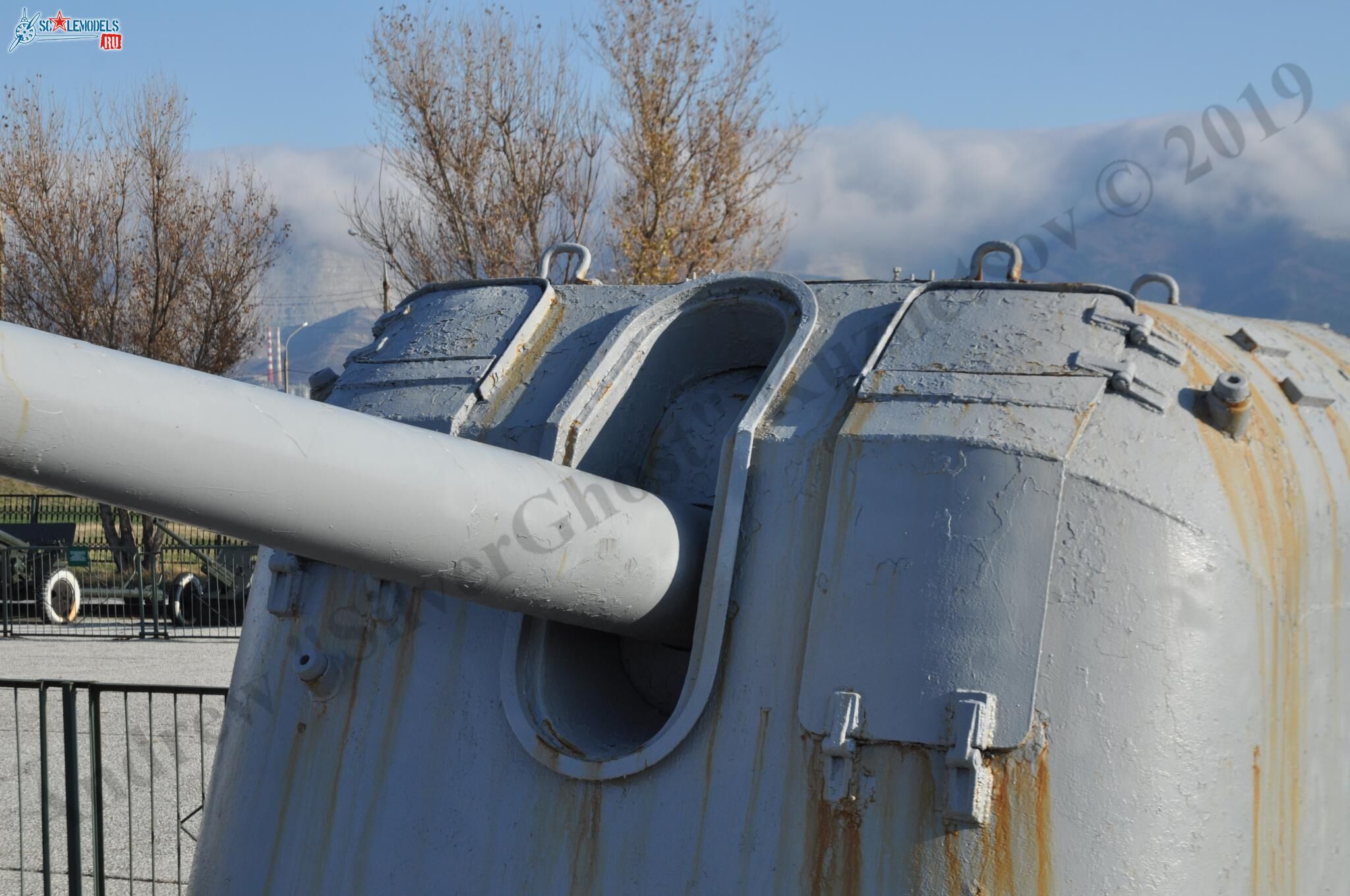 130-mm_naval_gun_B-13_171.jpg