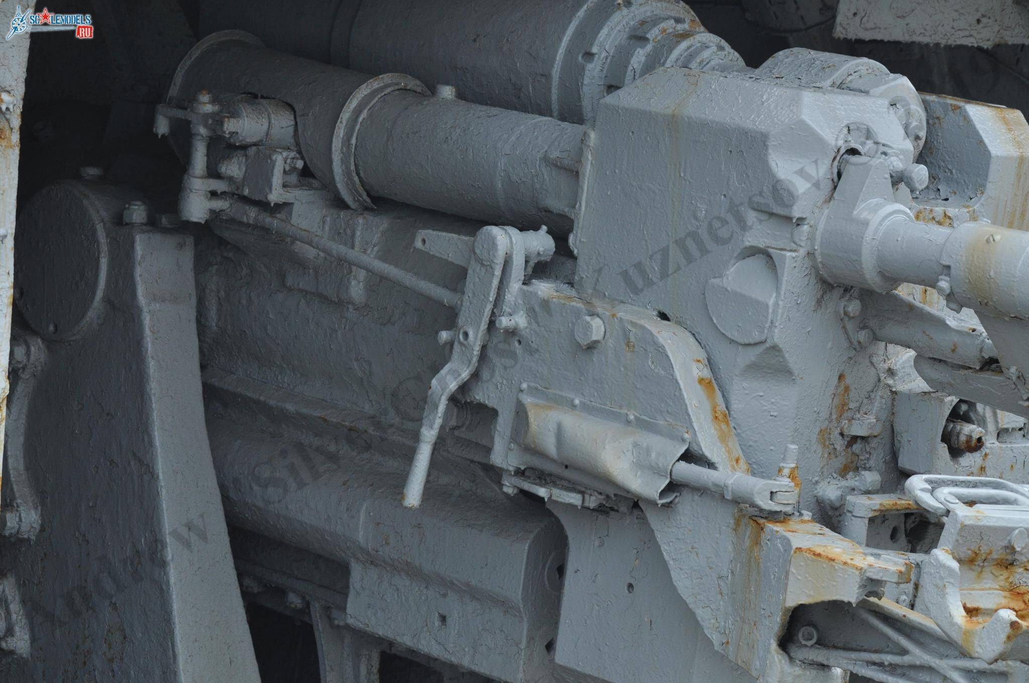 130-mm_naval_gun_B-13_31.jpg