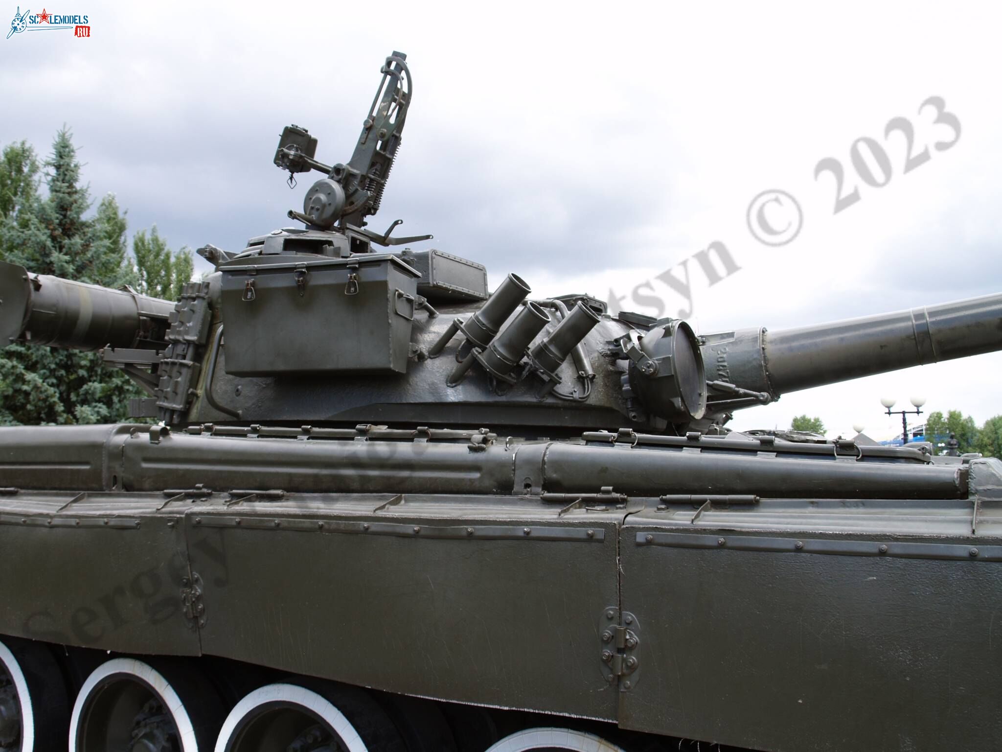 T-80_10.jpg